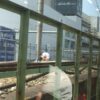 新宿駅と代々木駅間にヤバイ人が線路内に立ち入り電車停止 下半身露出で線路に座り込