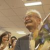 ノーベル化学賞 吉野彰さん 一夜明け出社 社員たちから祝福 | NHKニュース
